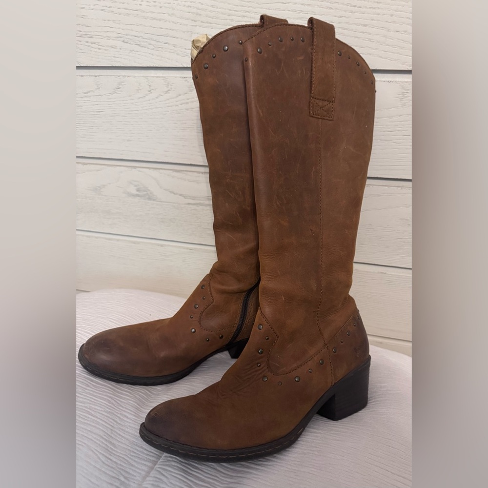 *AS IS* Brown Leather BORN cowboy boots size 7